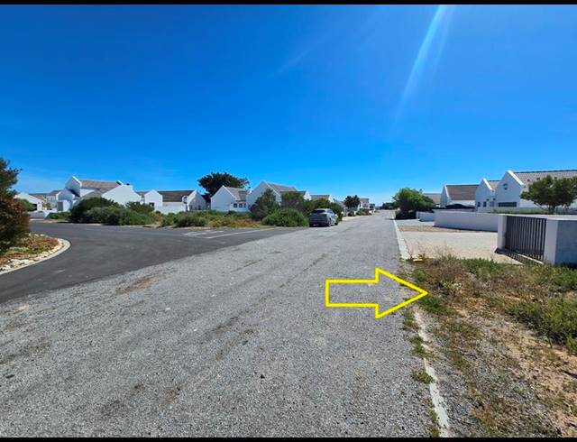 LAND FOR SALE IN GOLDEN MILE
